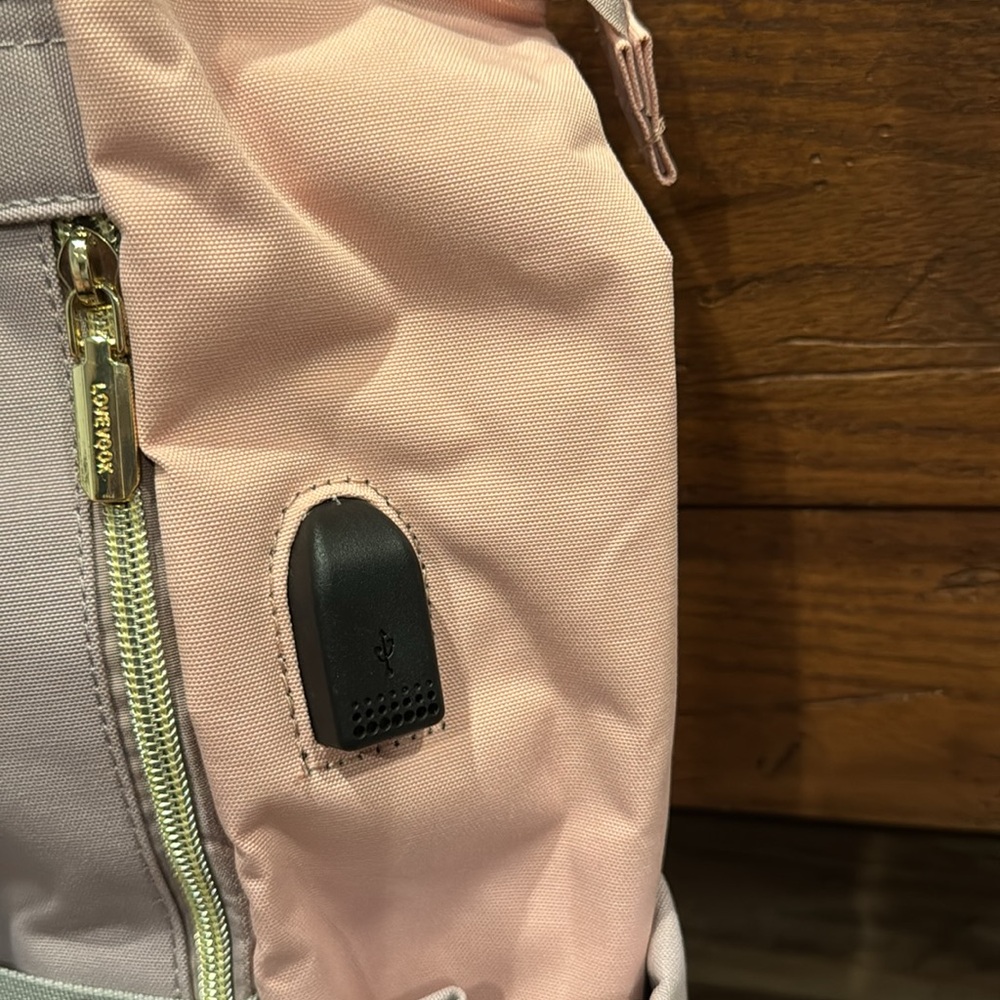 Lovevook pink lavender backpack diaper bag usb charging port - Picture 3 of 10